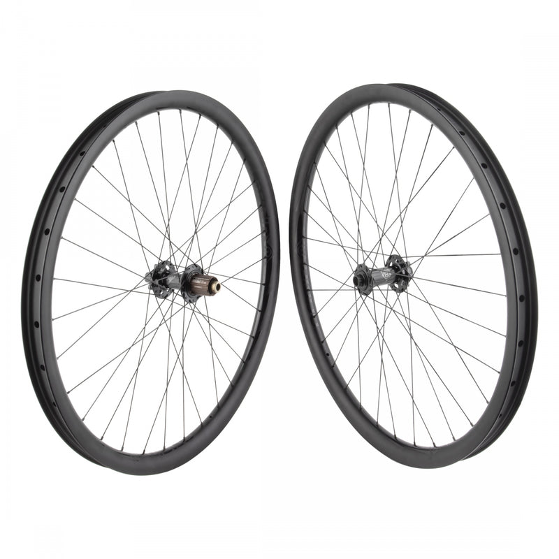 WHL RR 29 622x24 OR8 BOLT CARBON 26mm TBLS DISC BK 32 OR8 MT1110 ELITE 8-11sCAS 6B 12mm SEAL BK 142mm SAPIM RACE 2.0/1.8 BK