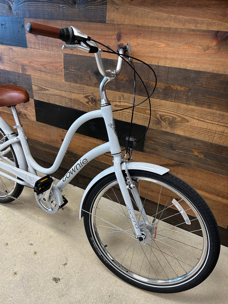 ELECTRA TOWNIE ORIGINAL 7D EQ (STEP-THRU) Bike