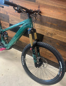 Pivot Shuttle LT Team XTR in Nothern Light Green