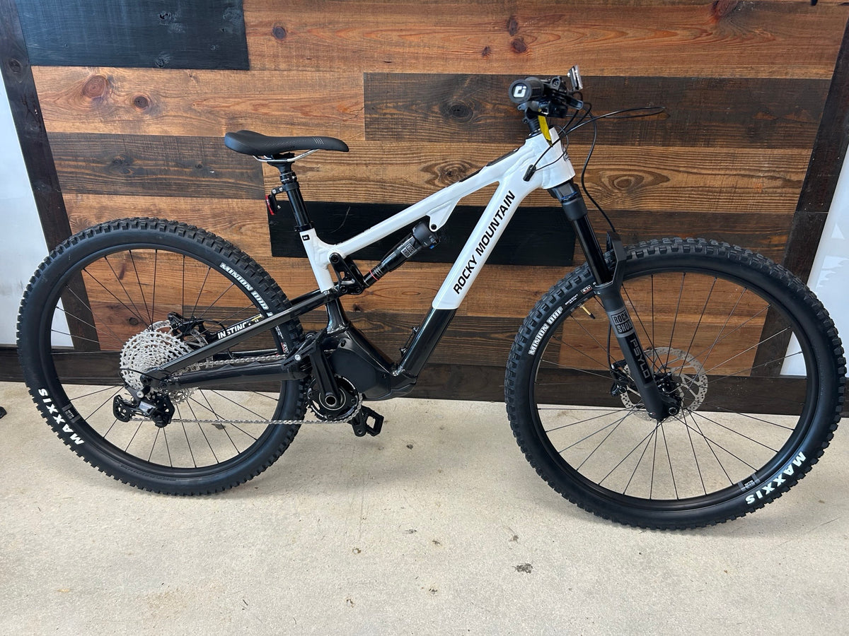 gazelle instinct mountainbike Rocky Mountain Instinct Powerplay SL A30