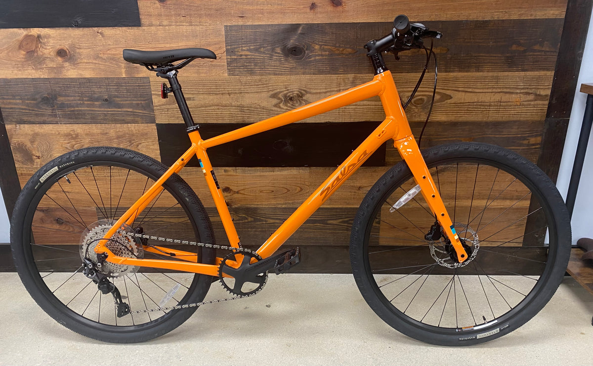 Salsa Journeyman Journeyman Flat Bar Claris 700 Bicycle Salsa